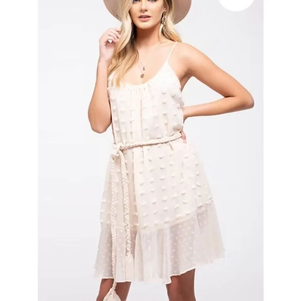 BELTED POM DRESS - CREAM